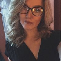 Francesca Sargent's Photo