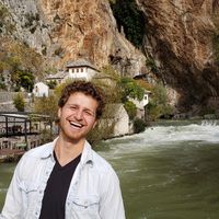 Nikolas Kohlrausch的照片