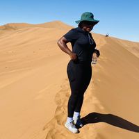 Maria Kalumbu's Photo