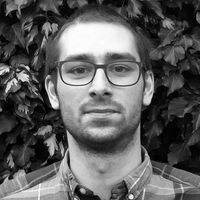 Nikola Kahriman的照片