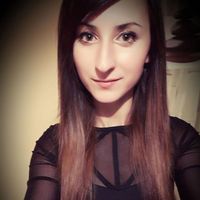 Betti Rácz的照片