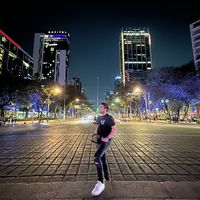 francisco flores的照片