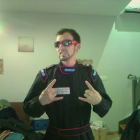 Boris Minier的照片