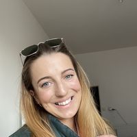 Katka Sugarkova的照片