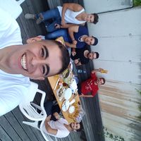 Scharo Zandi的照片