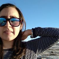 Carla Flores的照片