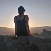 Clemence HEYMELOT的照片