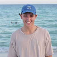 Harrison Fries的照片