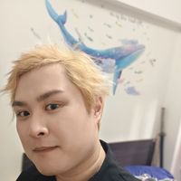 Augustus Lou's Photo