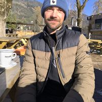 Matej Krebelj的照片