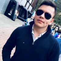 Gustavo Higuera的照片