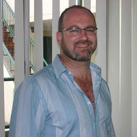 Jules Stokes的照片