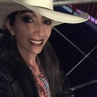 Monik Assumpção的照片