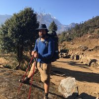 Dylan Smeder的照片