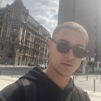 Redian Stema的照片