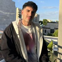 Lucas Queirolo的照片