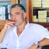 Tolga Ülgen的照片