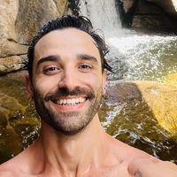 Emmanuel Vicente's Photo