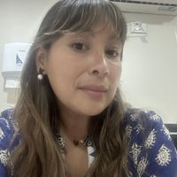 Laura Flores's Photo