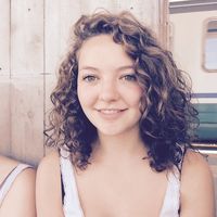 Emma Dejaco的照片