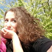 Razieh Hosseinzadeh的照片