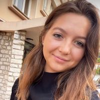 Karla Cauet的照片