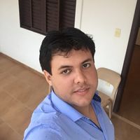 Roger L. Castelo Branco的照片