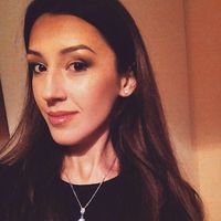 Olya Oleshek's Photo