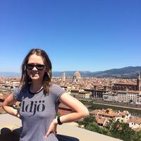 Louise Woolhouse的照片