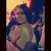 Vesile Özsu的照片