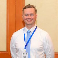 Alexander  Anserud的照片