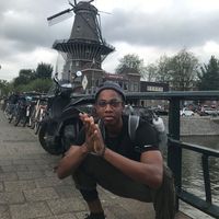 Shannon Higgins的照片