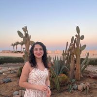 Sena Demirbas的照片