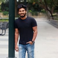 Karthik Avi的照片