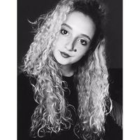 Isabella Di Caro的照片