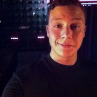 Yacine Founaqa的照片