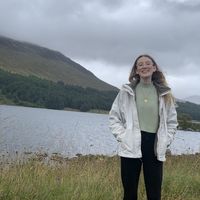 Laura Halloway的照片