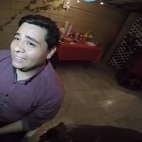 Victor  Torres Ureña的照片