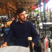 Taha Tekler的照片