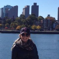 Sarah Lemaire的照片