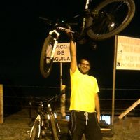 Juan Vélez Henao的照片