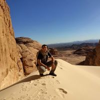 Abdullah Hussein的照片