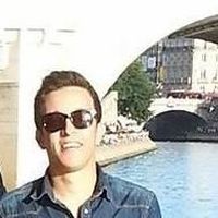 Amir Ernesto的照片