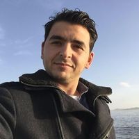 Kadir Mörel的照片