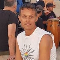 Piotr Paczek的照片