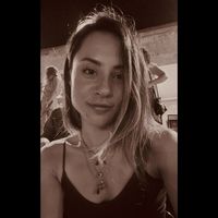 Açelya Toprak's Photo