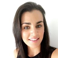 leticia Romero的照片