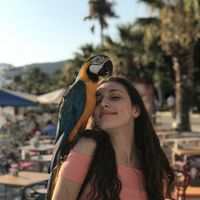 Gamze Özaydın的照片