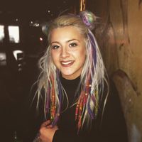 Ella Blackmore的照片