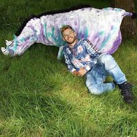 Nate MacKenzie的照片